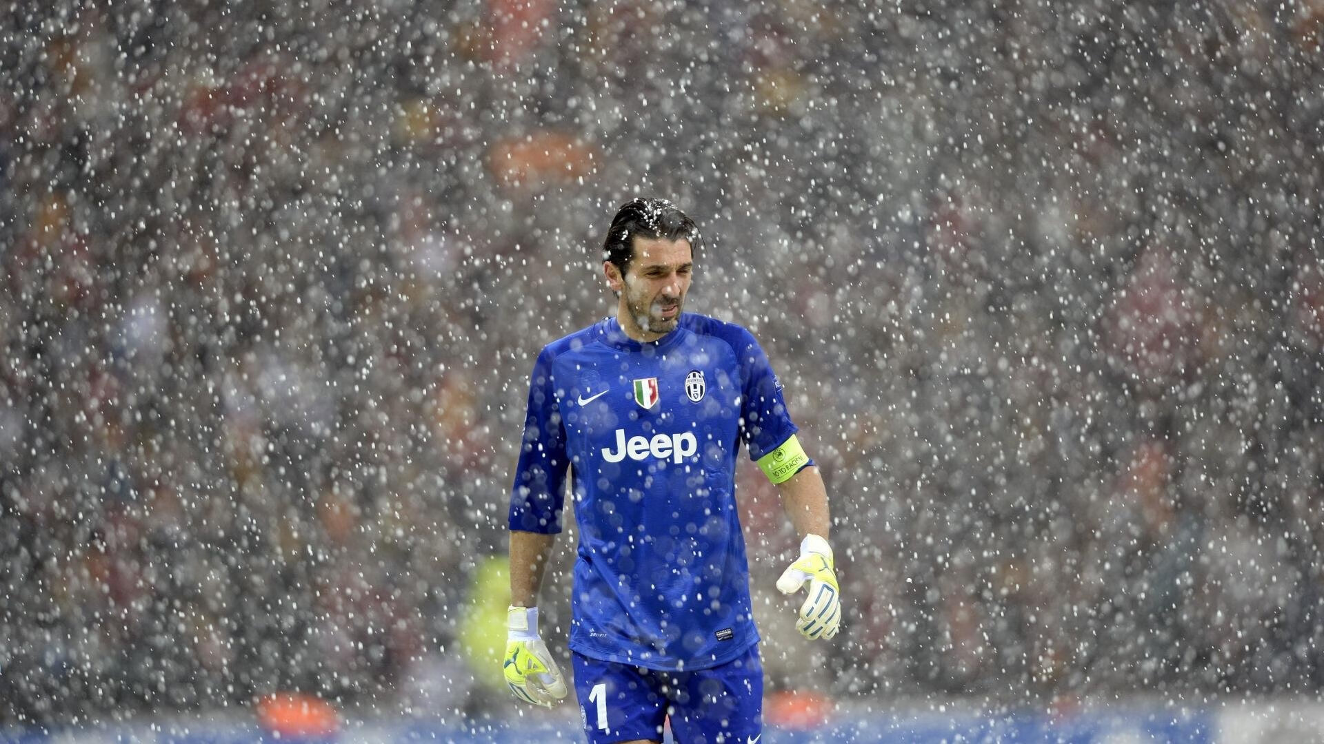 伊丽莎白·德克斯用实力回应质疑声，伊丽莎白·德比齐剧照