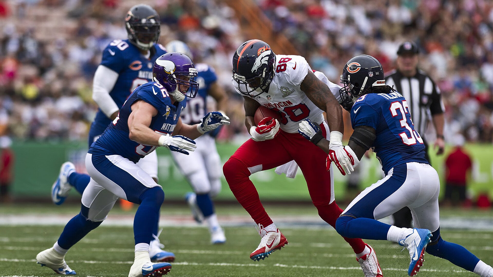 公牛主教练表示球队正朝着正确方向前进,公牛队出场说的什么