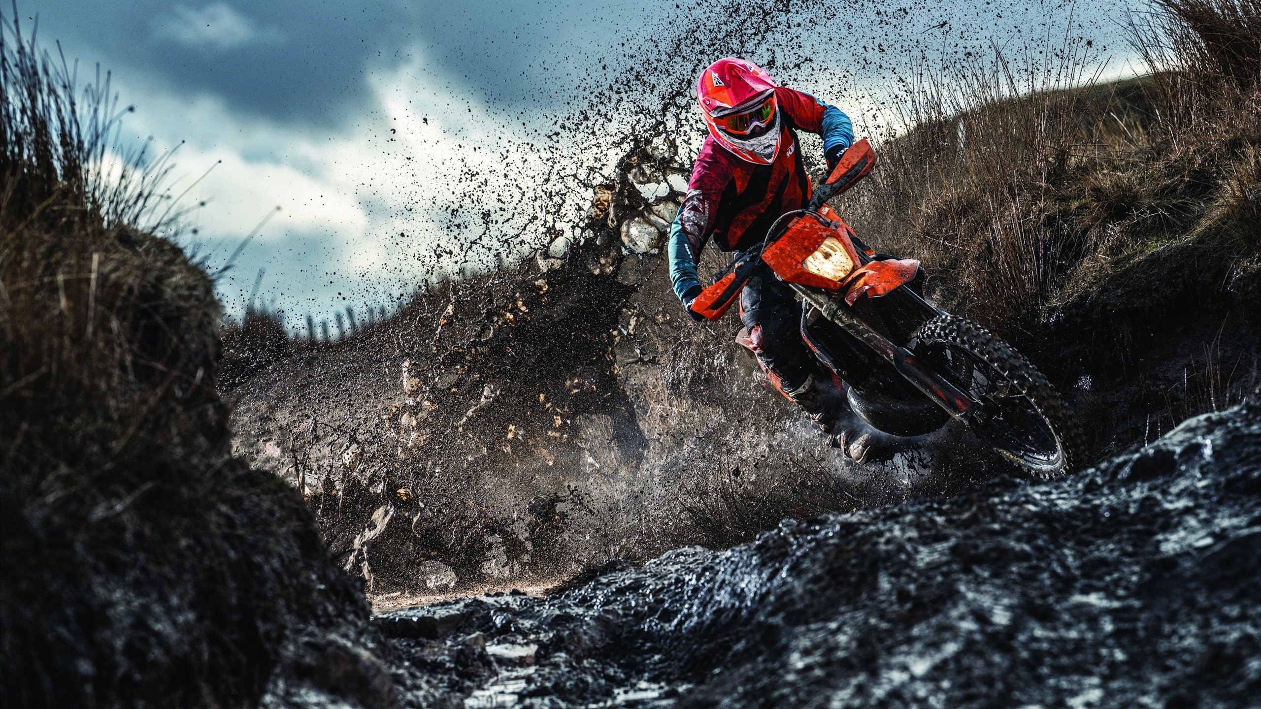 热火全场防守紧凑压制对手投篮空间，热火防守体系